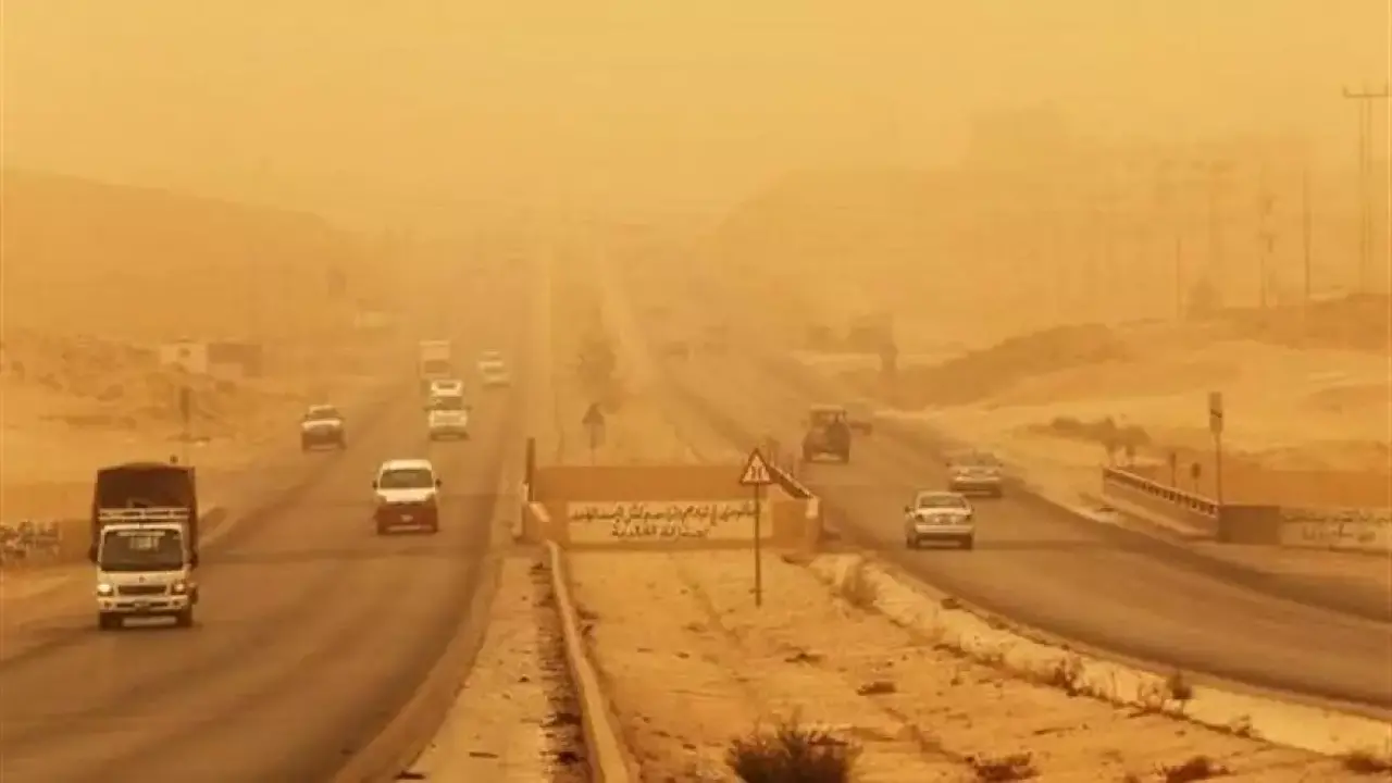 تحذير لـ 7 محافظات.. عاصفة رملية تضرب البلاد غدًا مع تراجع حاد للرؤية الأفقية